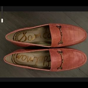 Sam Edelman size 8 Loraine bit cherry crock leather loafers